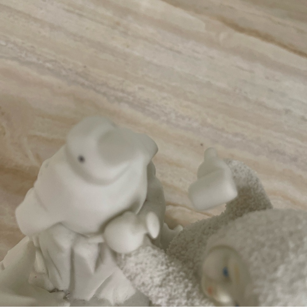 Retired Snowbabies "I'm Making An Ice Sculpture" Department 56 - Picture 10 of 14